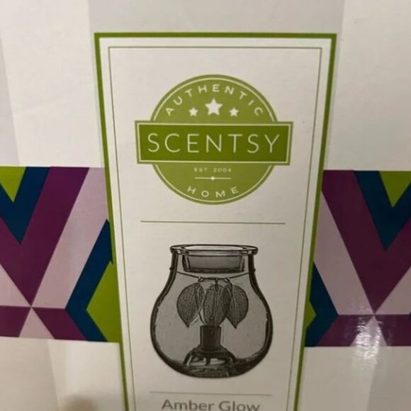 Amber Glow Scentsy Wax Warmer - Picture 3 of 4